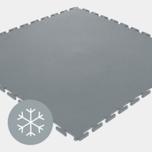 Es ist eine einzelne extreme cold PVC Bodenplatte in grau zu sehen. Gut sichtbar ist hier das Verzahnungssystem, dass eine einfache Verlegung garantiert.
