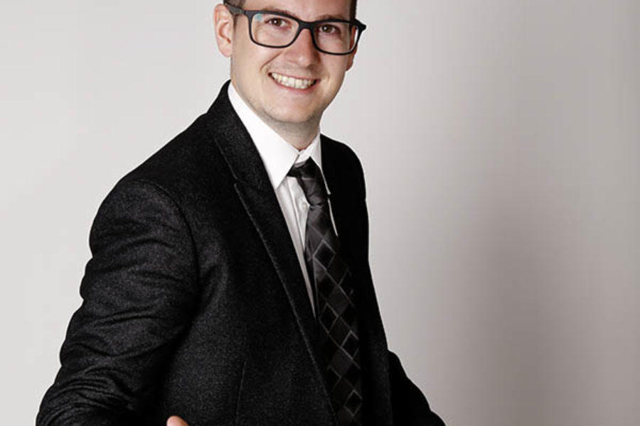 Auf dem Bild sieht man den CDO der Firma FLOORWORK